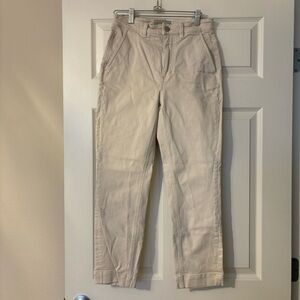Everlane Cropped Ankle Pants in Light Beige